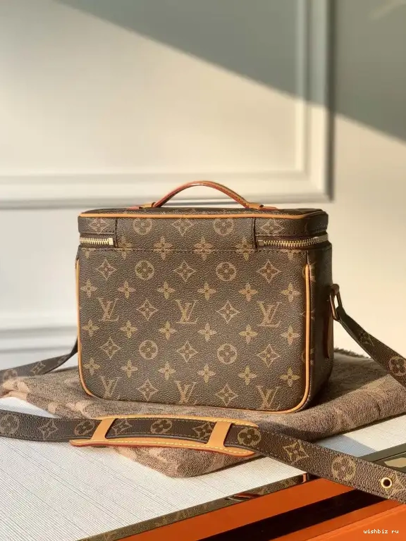 WIS BAG VUITTON LOUIS TOILETRY 0421